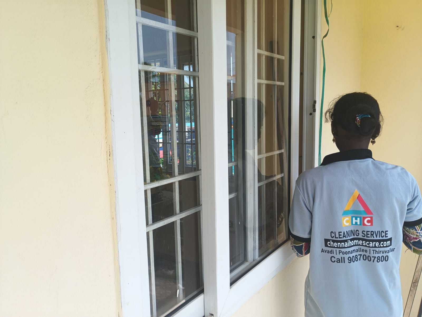 Cleaning windows
